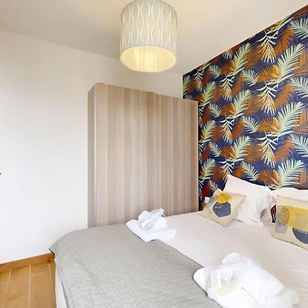 868 Tournesol - Superbe * Montreuil (Seine-Saint-Denis)